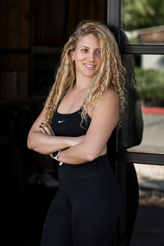 לי קמפינסקי